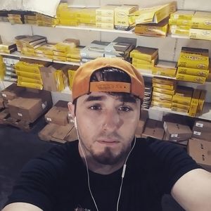 Meet your Posher, Jeffery